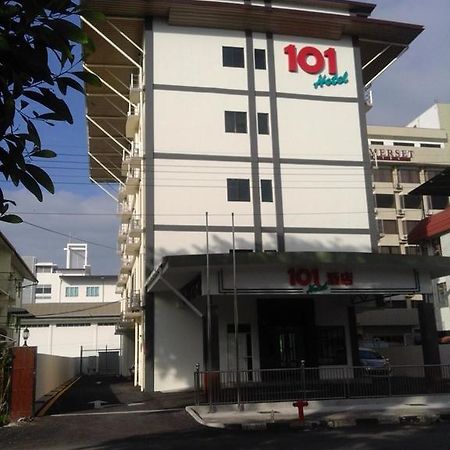101 Hotel Miri Exteriér fotografie